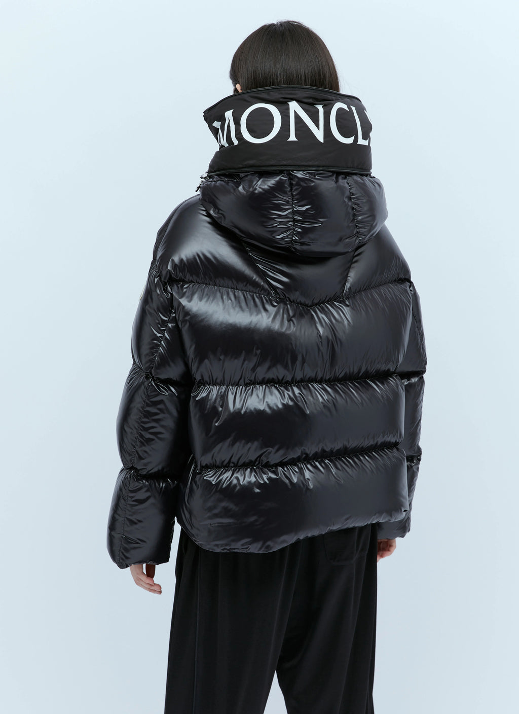 Moncler Veste Huppe en Duvet Court avec Capuche